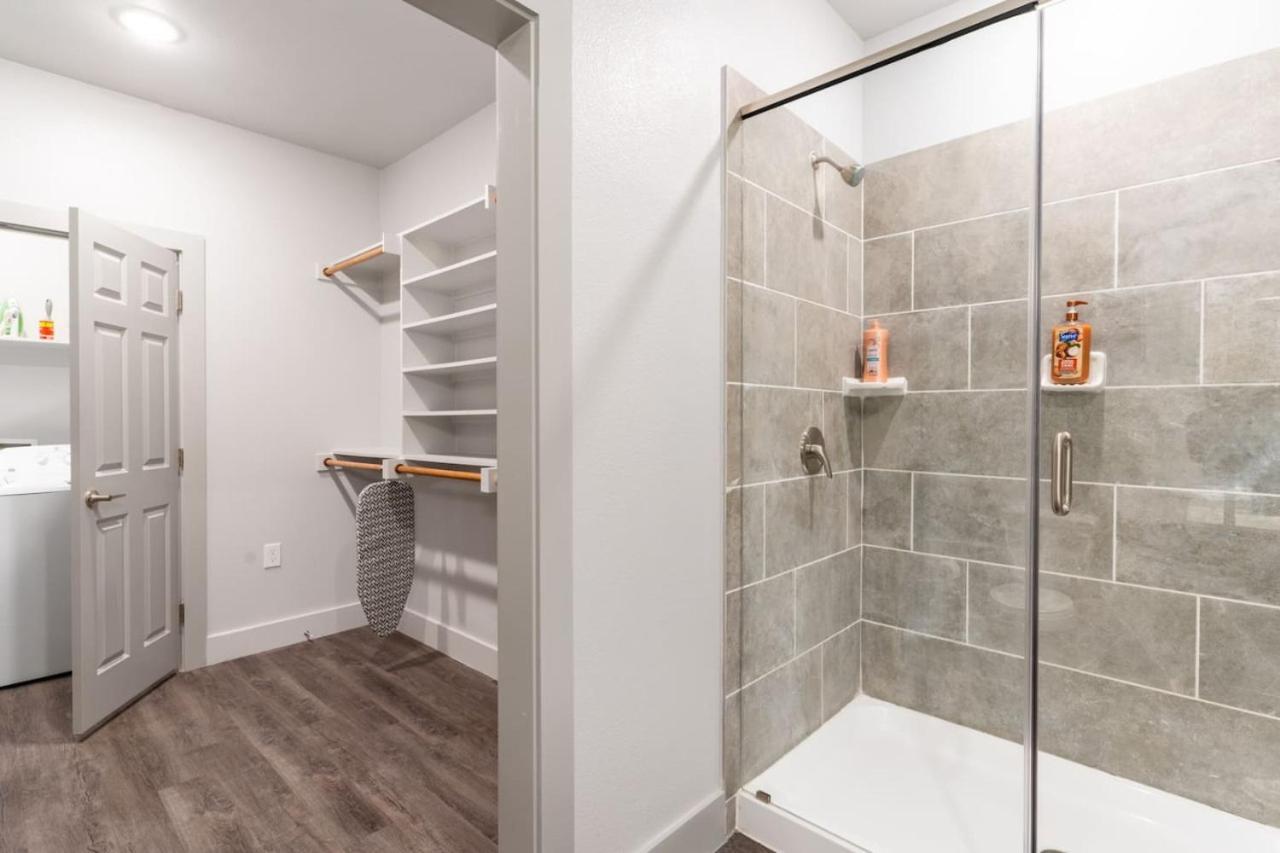 Apartament Corporate Housing By Mgm Grand Prairie Zewnętrze zdjęcie