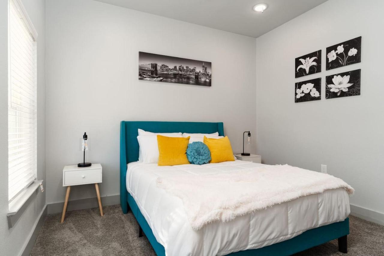 Apartament Corporate Housing By Mgm Grand Prairie Zewnętrze zdjęcie