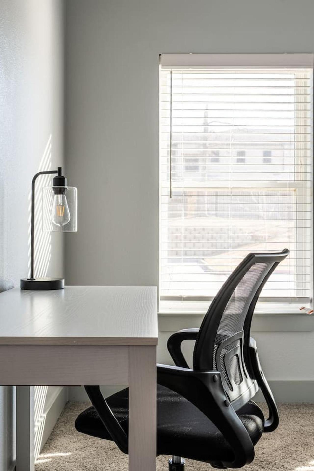 Apartament Corporate Housing By Mgm Grand Prairie Zewnętrze zdjęcie